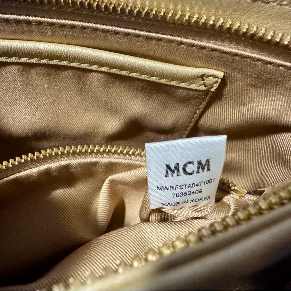 MCM Gold Beige Visetos Logo Shoulder Bag - Picture 4 of 6